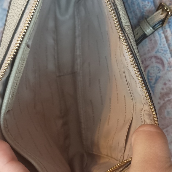 Michael Kors Jet Set Floral Embellished Leather Crossbody Bag - Picture 7 of 9